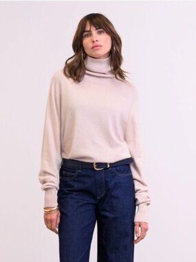 Celtic & Co 100% Lambswool Geelong Slouch Roll Neck Jumper. M